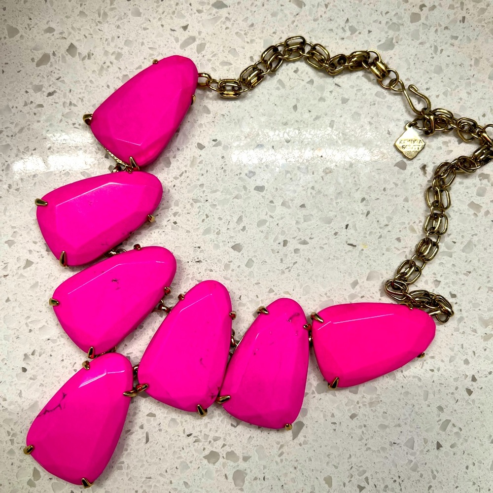 Kendra Scott hot pink statement necklace